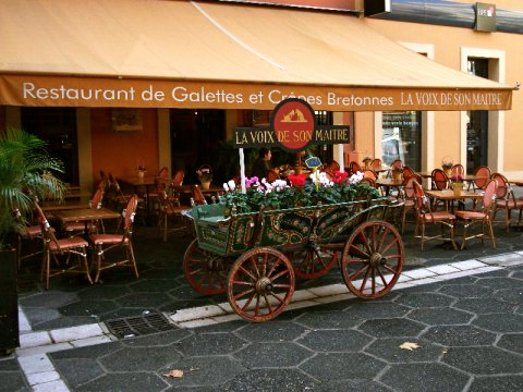 restaurant-creperie-nice-voix-de-son-maitre