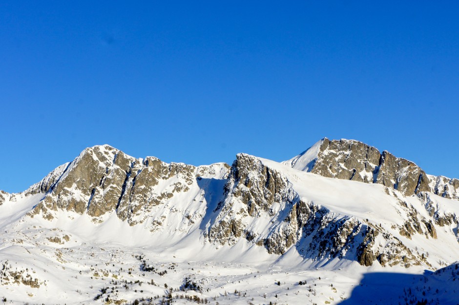 sommet-enneige-isola-2000-montagne-ski-station-pic