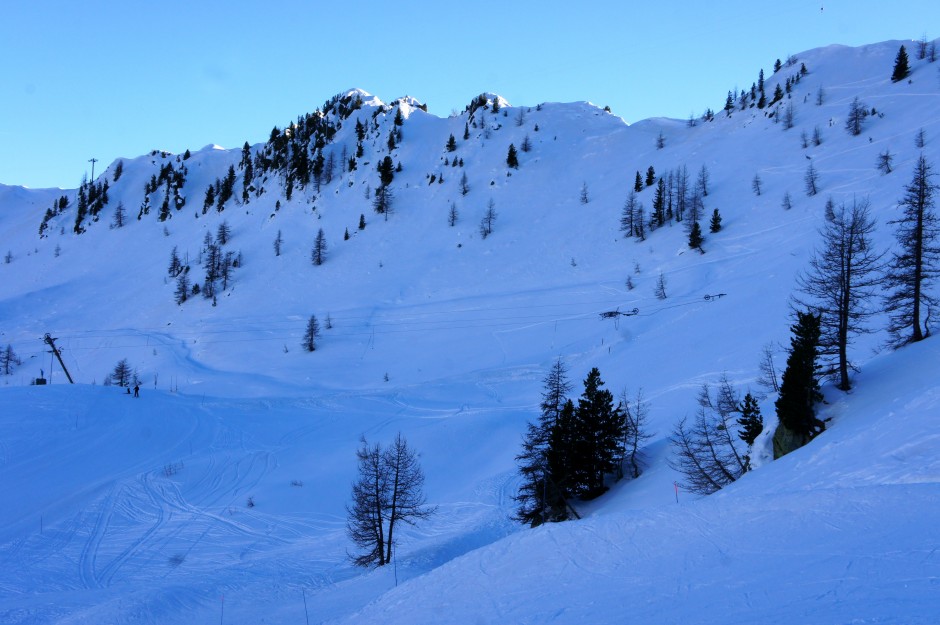 montagne-station-ski-isola-2000-pistes-neige-mercantour-alpes-maritimes