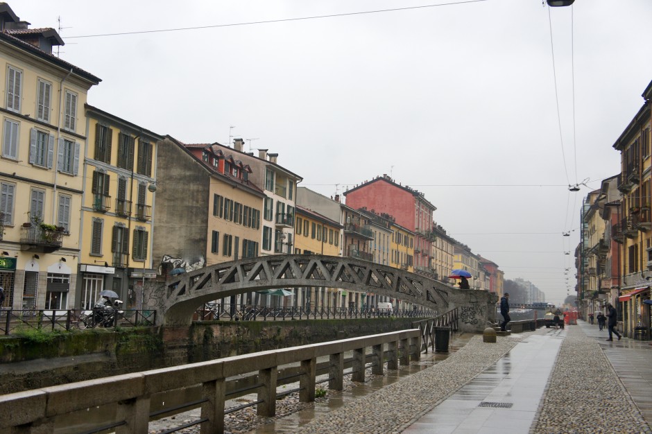 maisons-rouges-quartier-navigli-milan-weekend-citybreak