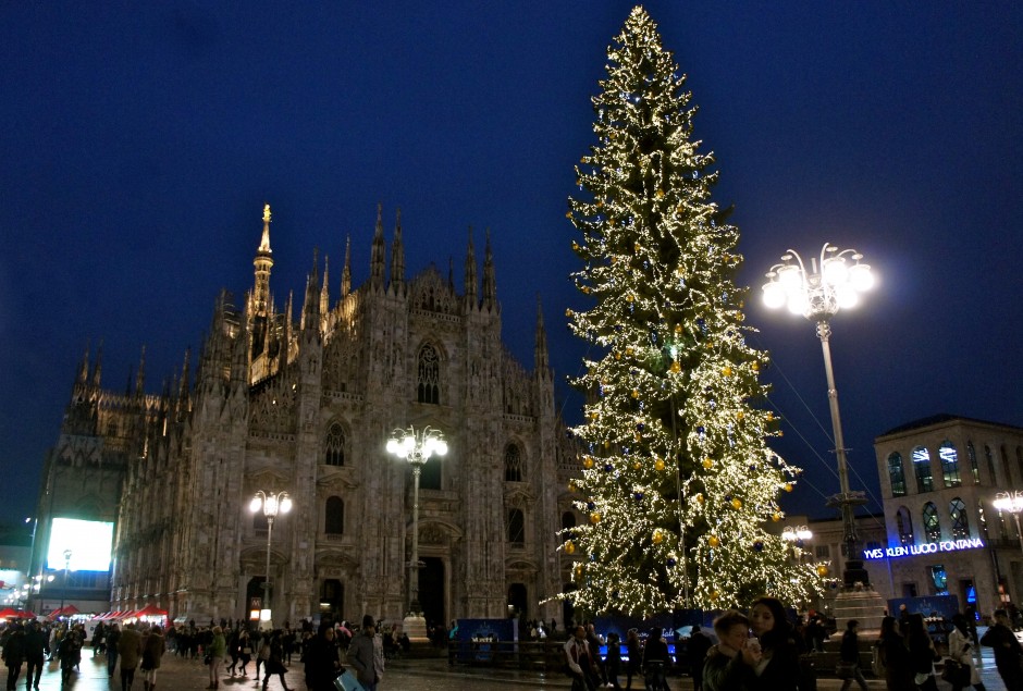 duomo-weekend-milan-italie-noel-piazza