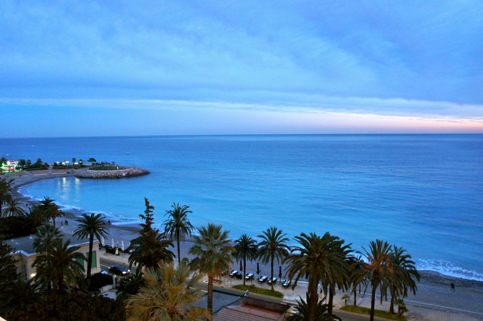 chambre-standing-hotel-royal-westminster-menton-vacances-bleues-avis-test-vue-coucher-du-soleil