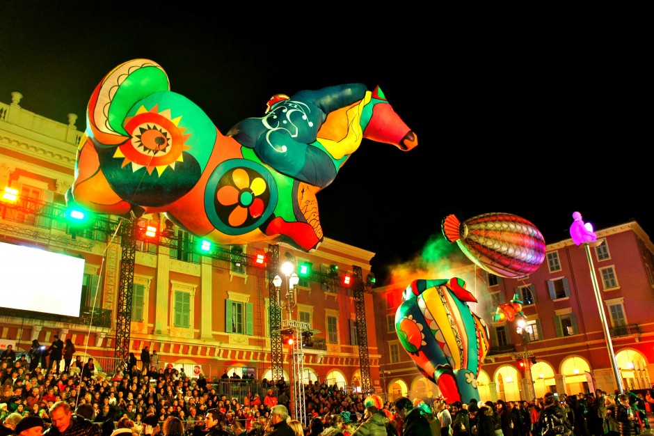 carnaval-de-nice-2015-corso-canarvalesque-lumières-roi-de-la-musique