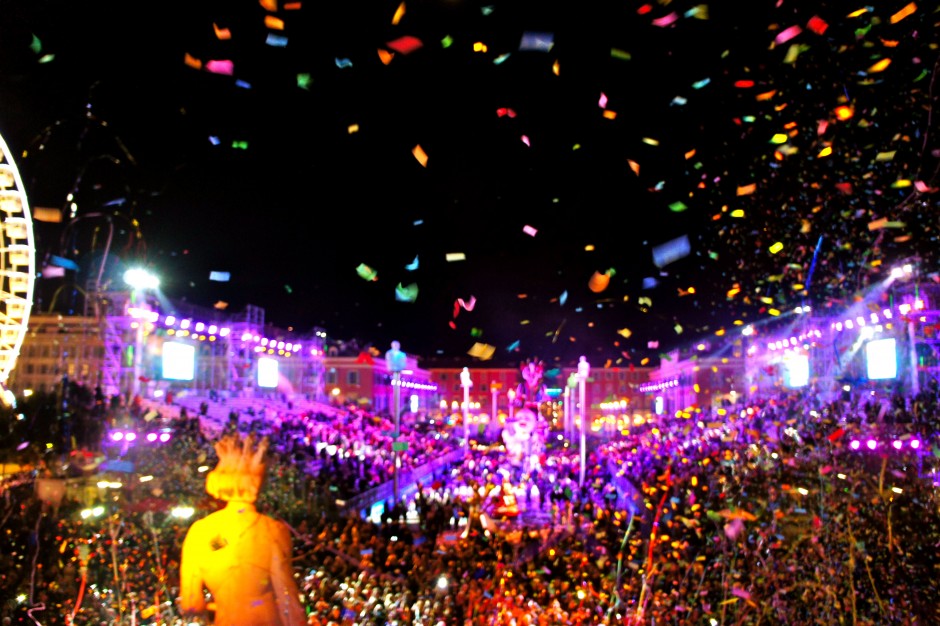 carnaval-de-nice-2015-corso-canarvalesque-lumières-roi-de-la-musique