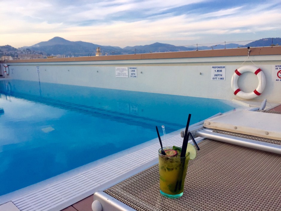 afterwork-sympa-nice-terrasse-ac-marriott-hôtel-mojito-piscine