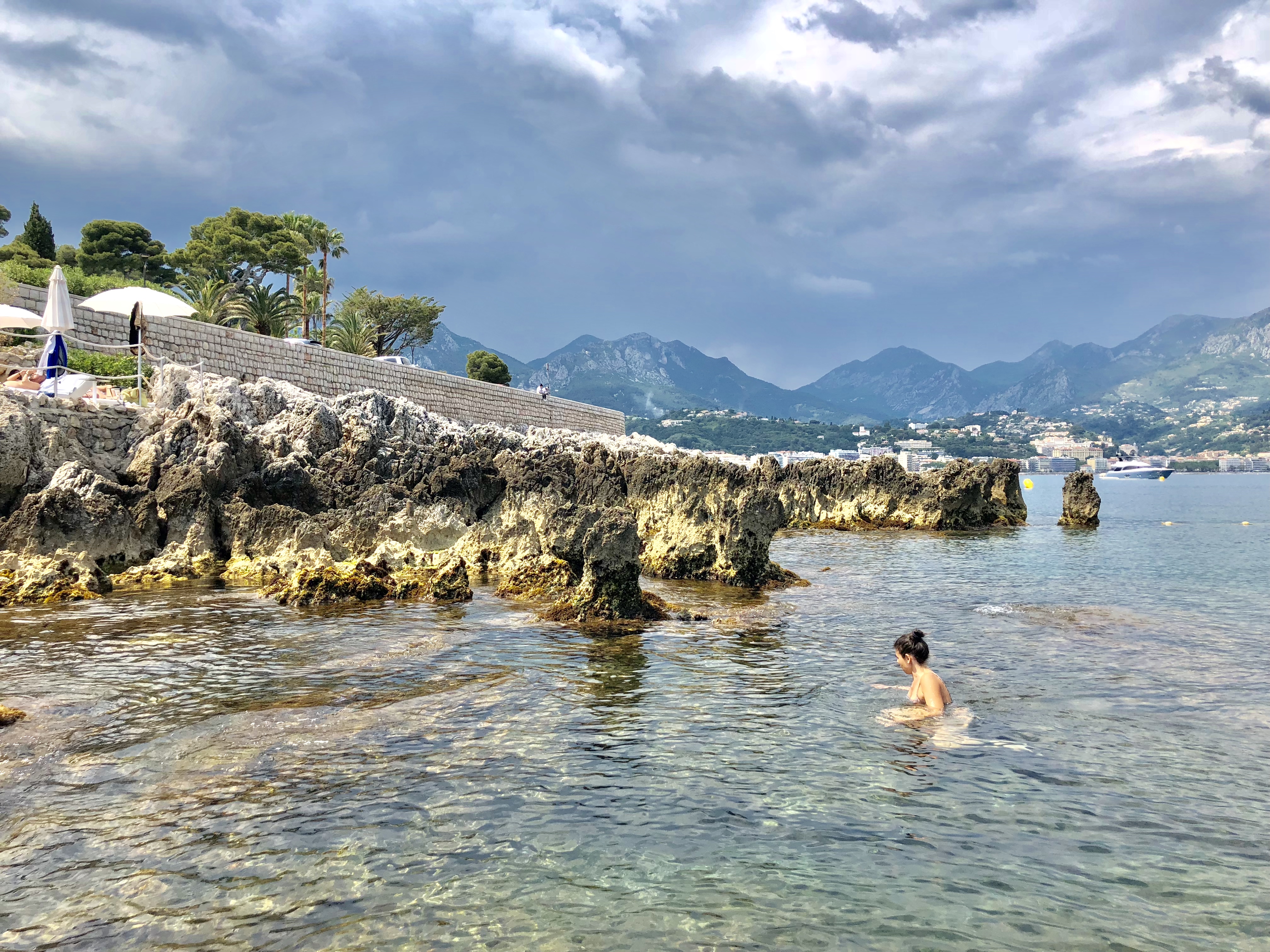 baignade-roquebrune-cap-martin-sentier-littoral