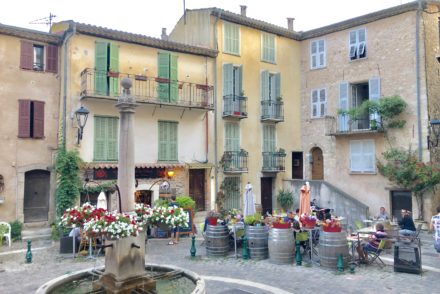 restaurant à Gattières