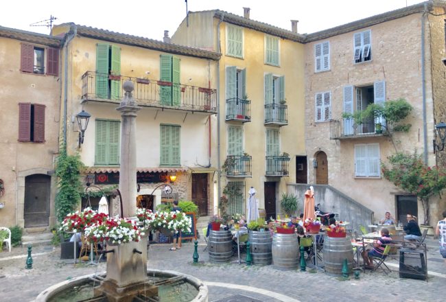 restaurant à Gattières